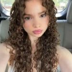 Sunday Kalogeras: Biography, Net Worth, Age, Boyfriend, Height, Ethnicity, Nationality