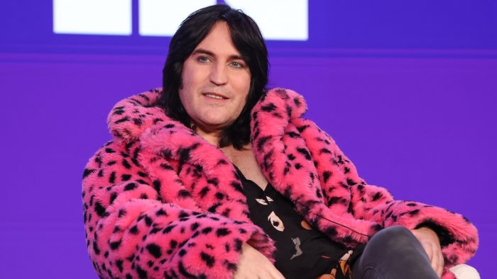 Noel Fielding: Biography, Net Worth, Age, Boyfriend, Height, Ethnicity, Nationality